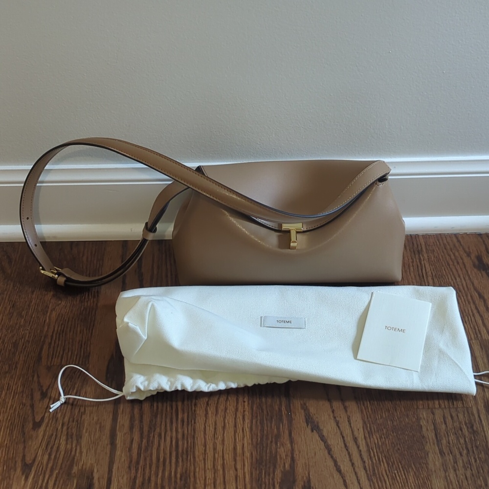Toteme T lock Leather Clutch Camel - Picture 2 of 4